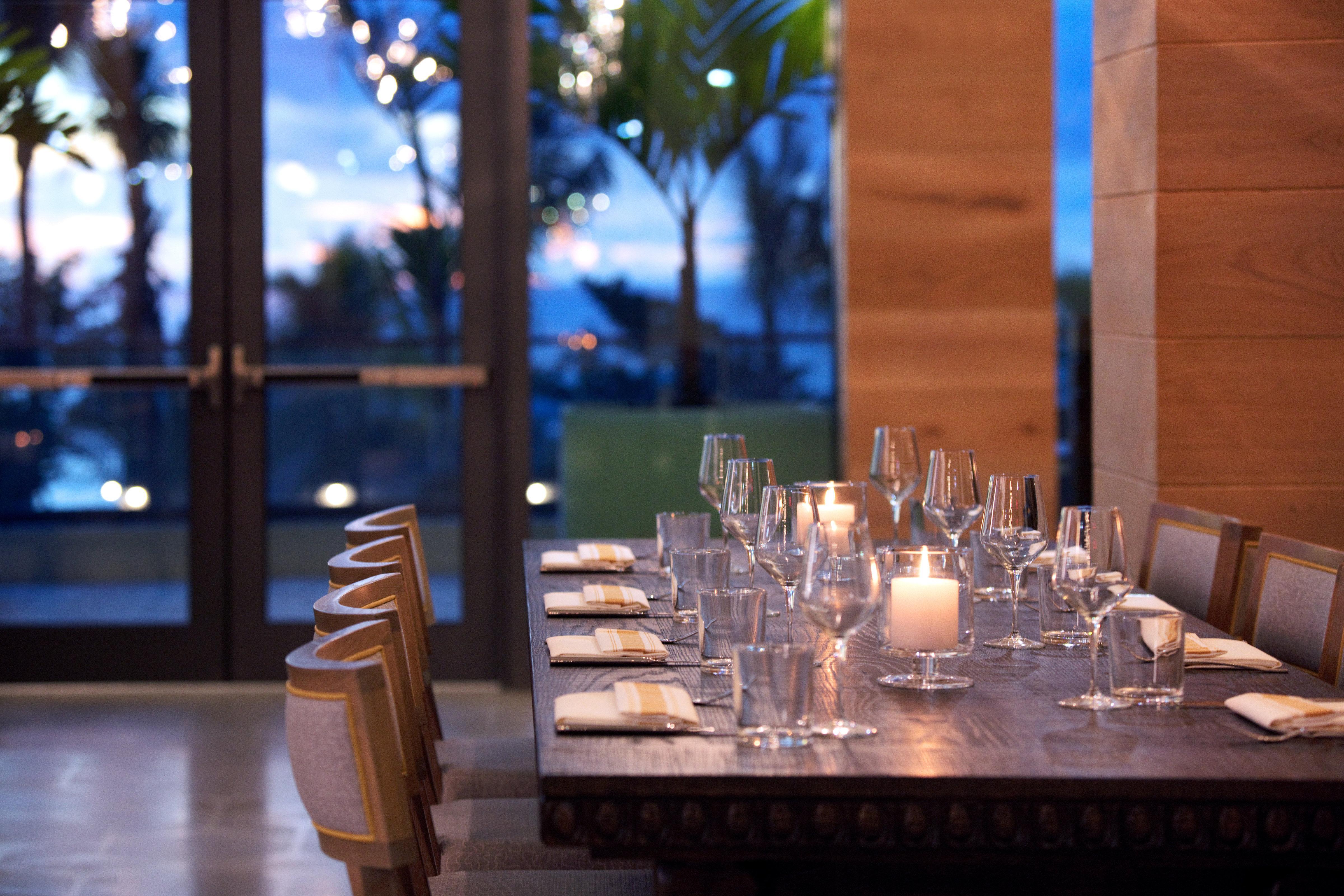 Kimpton Seafire Resort + Spa By Ihg West Bay Exterior foto