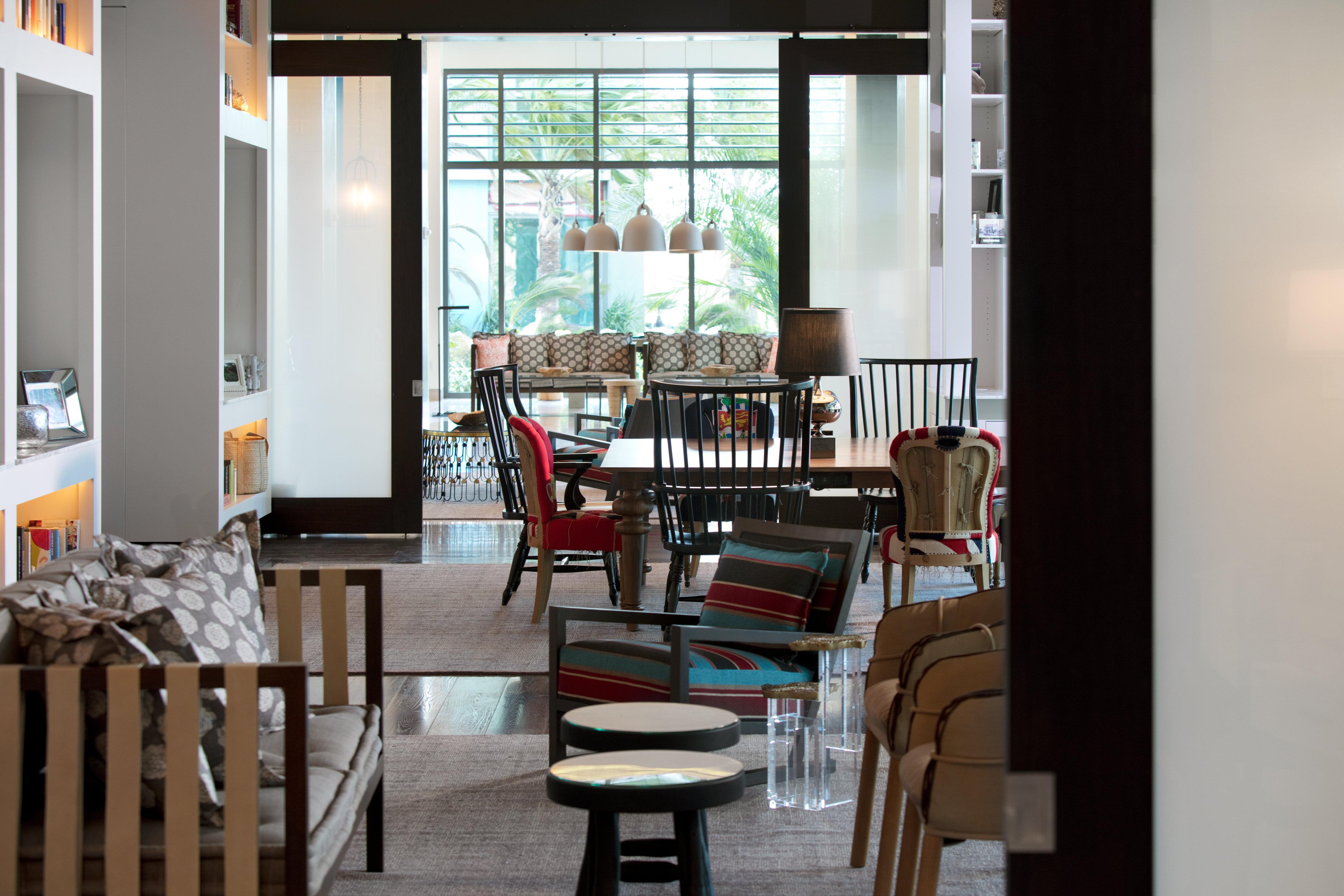 Kimpton Seafire Resort + Spa By Ihg West Bay Exterior foto